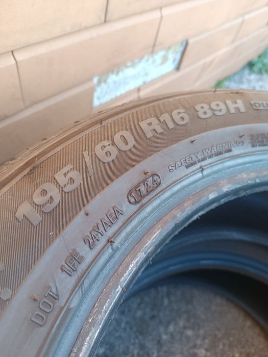 Vendo 2 Pneus KUMHO 195/60 R16