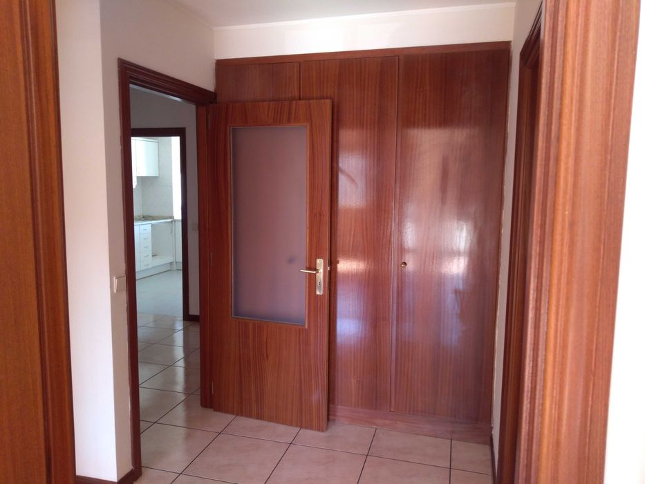 Arrenda-se Apartamento T2 Valongo