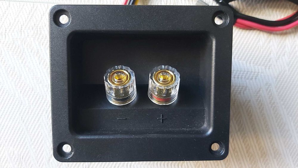 Zwrotnica głośnika centralnego Indiana Line TESI 740