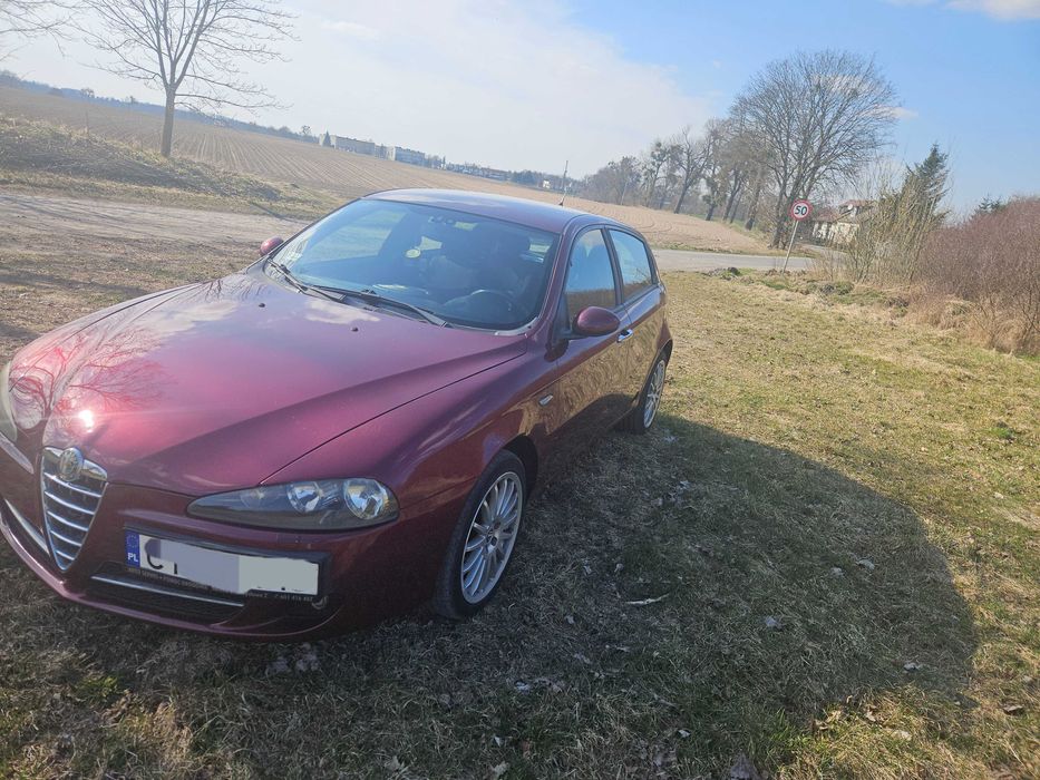 Alfa Romeo 147 1.6 TS 120 km OC PT ważne