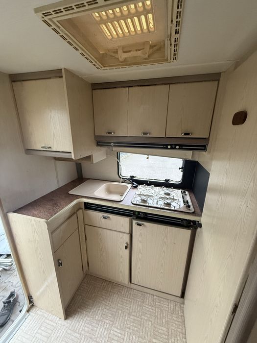 Przyczepa Burstner Scala 560 Stacjonarna 4 os Łazienka Transport