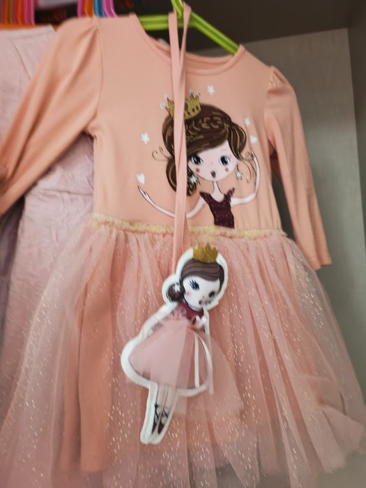 Vestidos menina 2 anos como novos