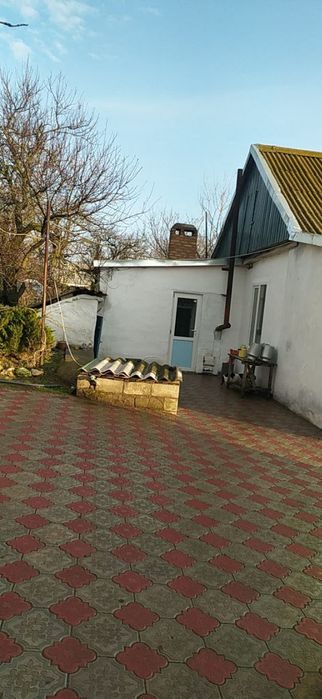 продається будинок