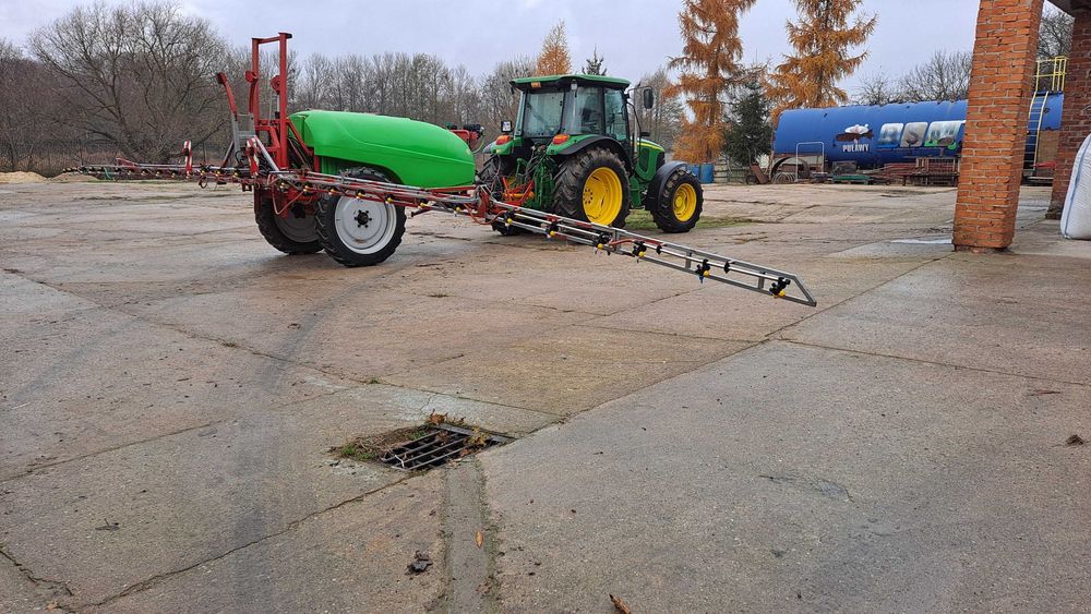Opryskiwacz Krukowiak Apollo 2000 , lance hydrauliczne 15 m