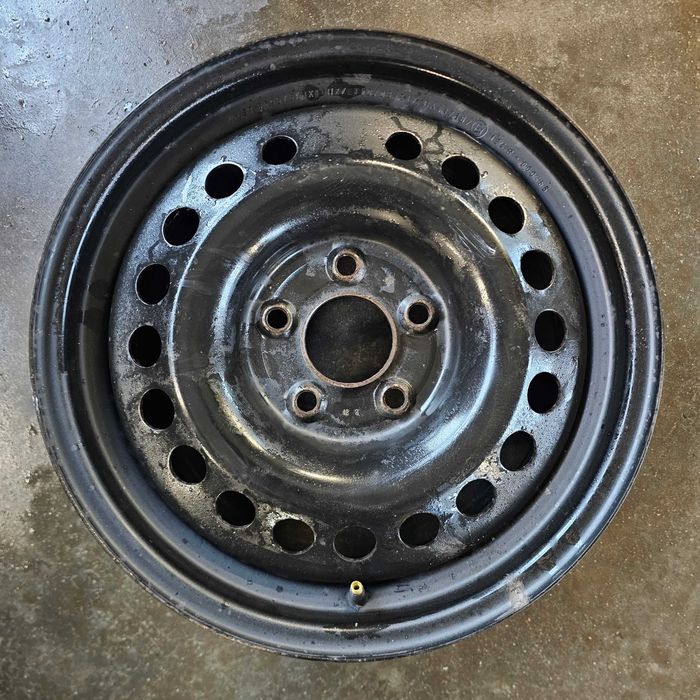 Felgi stalowe używane 6,5x16 ET50 5x114,3x67,1 Kia Ceed , Hyundai i30
