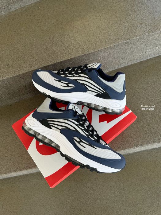 Кросівки Nike Air Tuned Max	 DH4793-400 оригінал 44 44.5