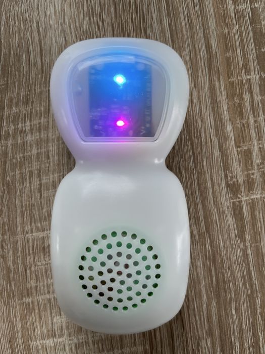 Zabawka interaktywna Śpiewający BeBo przytulanka Fisher Price