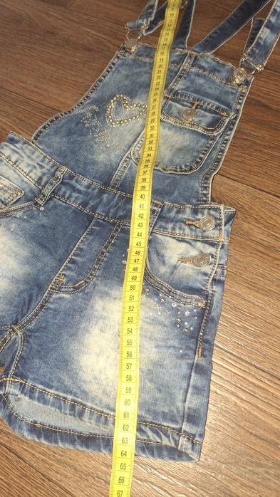 Джинсовивий комбінезн- шорти