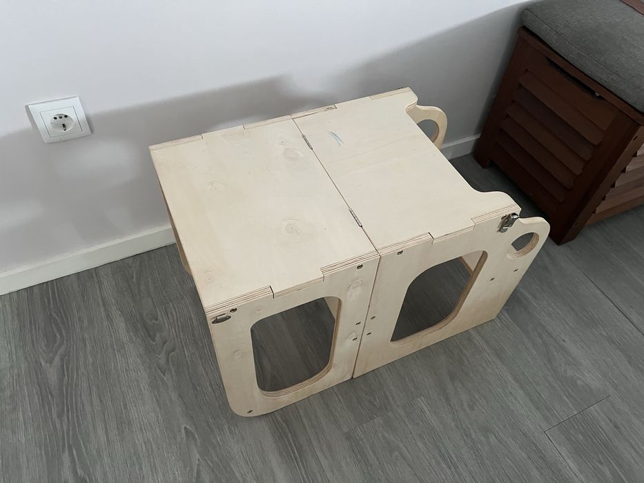 Torre de aprendizagem/mesa de actividades