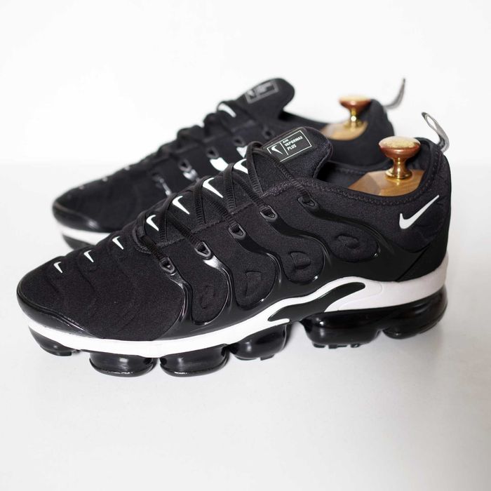 Кросівки Nike Air VaporMax Plus Black White 44розмір оригінал 2018 рік