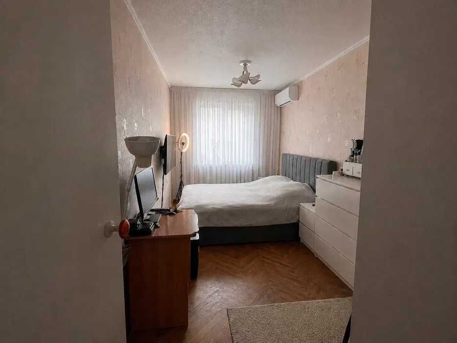 Продам 2 к кв на Салтівці метро с-т Клас ремонт ML