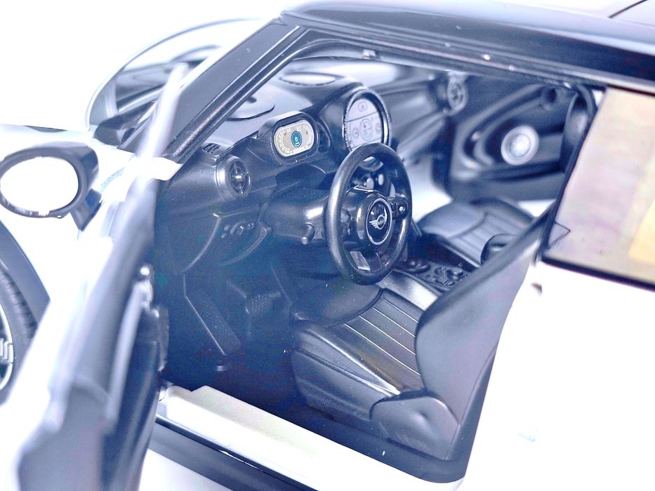 Колекційна модель Mini Cooper S (F56) (1:18)