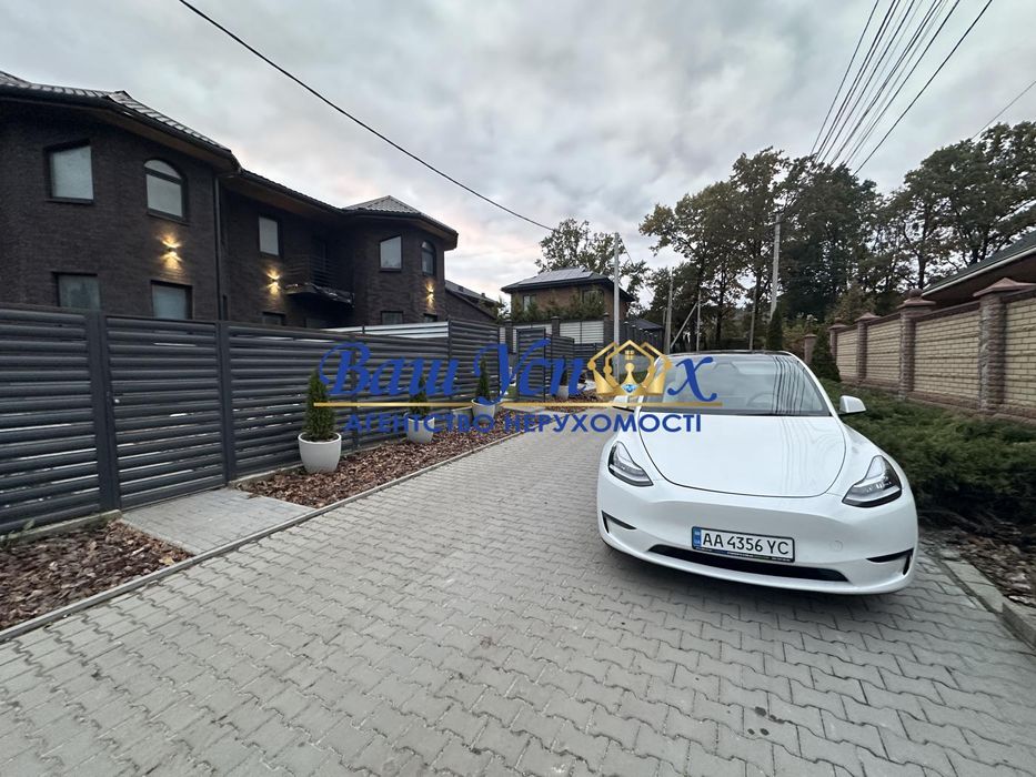 Акция !!!Будинок  в городке вокруг лес. ул  Солнечная , Ирпень.