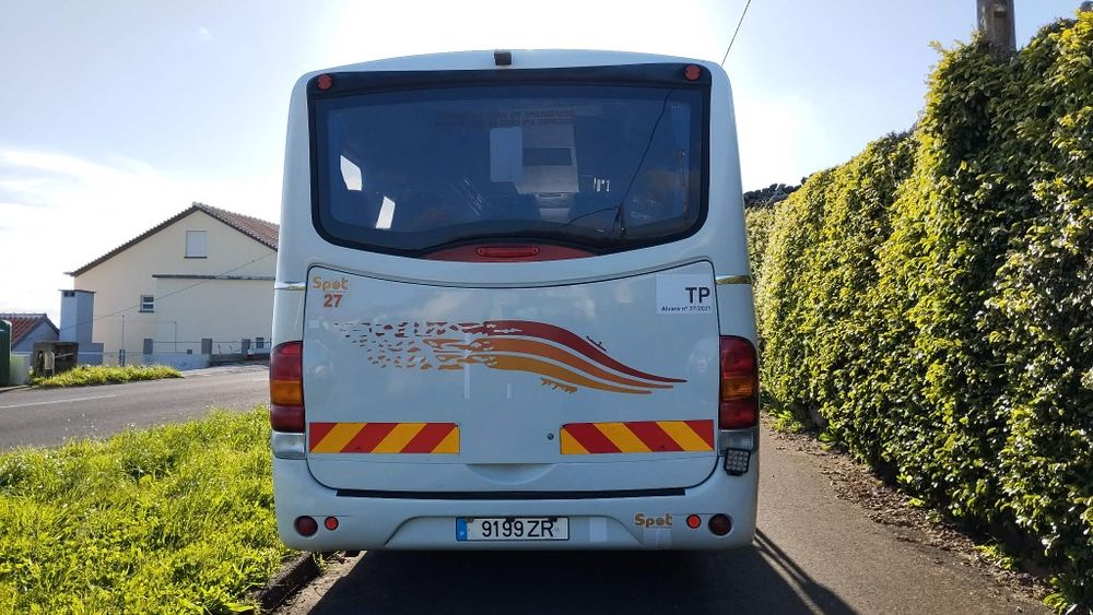 Mini bus com Poucos Km