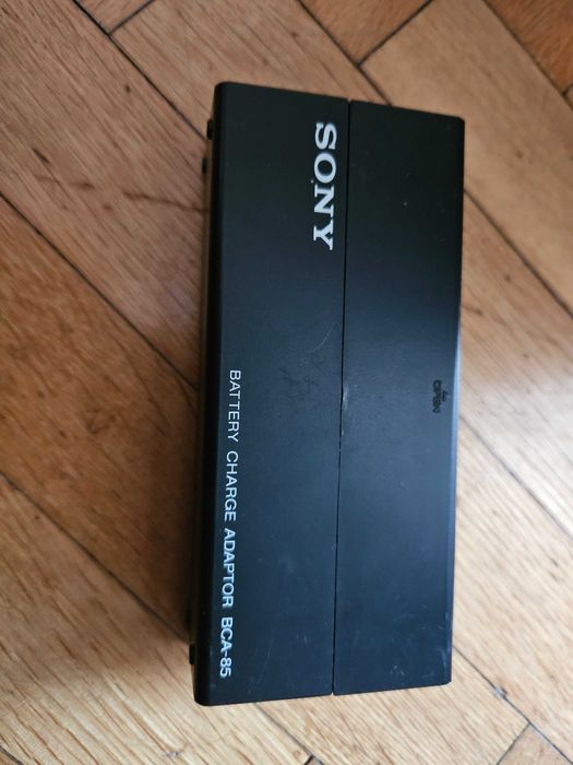 Sony BCA 85 adaptor