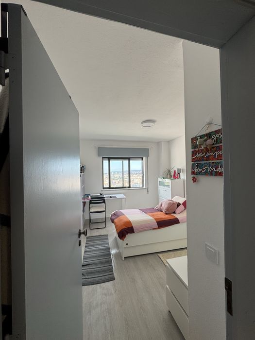 Quarto para arrendar Pendão Queluz