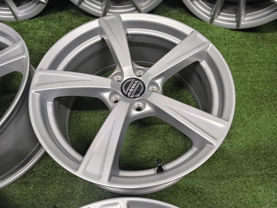 Nowe 18" felgi 5x108 Volvo xc90 xc60 xc40 xc70 v90 s90 v60 R-design