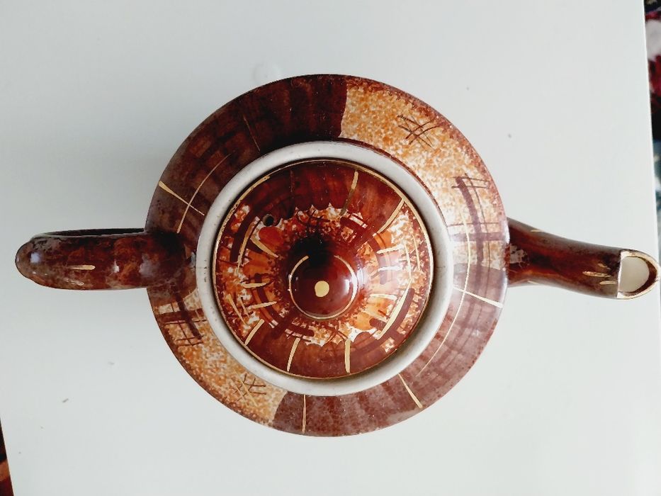 Bule antigo da Fábrica de louça de Sacavém