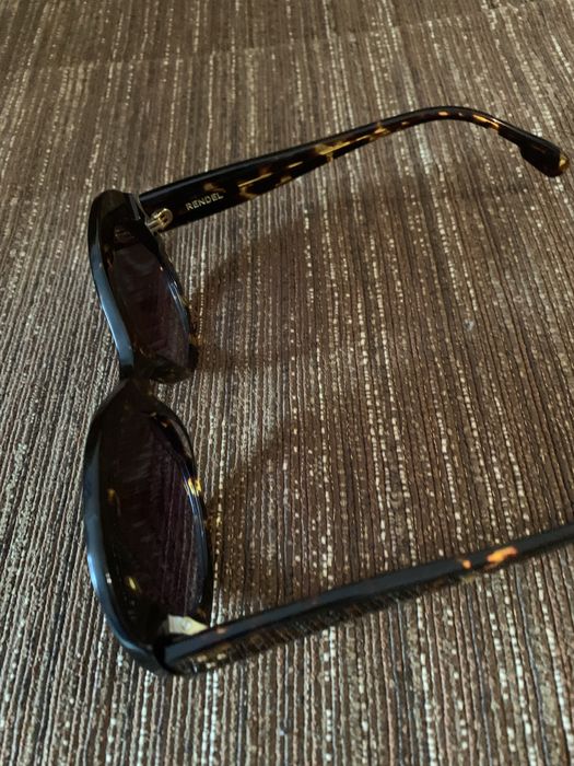 Продам сонцезахисні окуляри Rendel