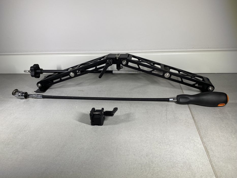 Bipod. F-class z pokrętłem kątowym