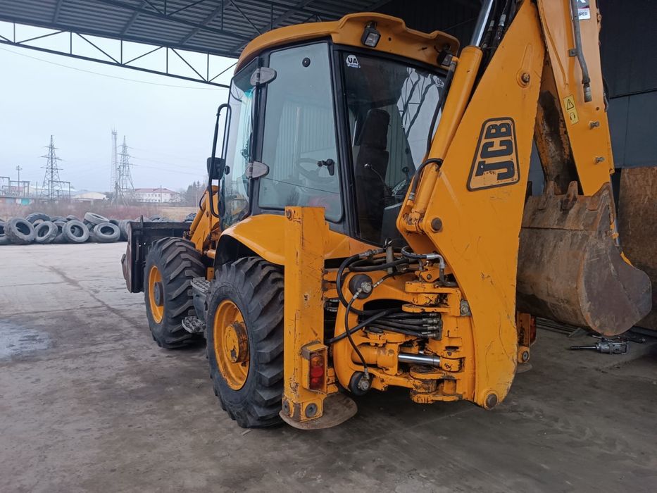 Послуги Ескаватора JSB, автовишки, маніпулятора та  іншої спецтехніки