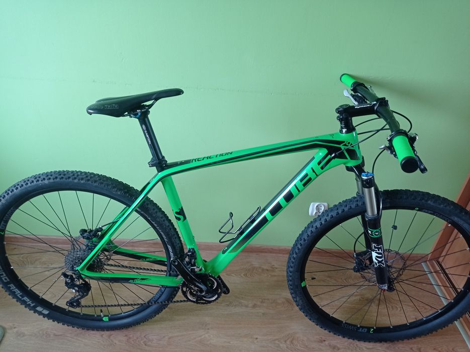 Cube Reaction full XT karbon carbon
