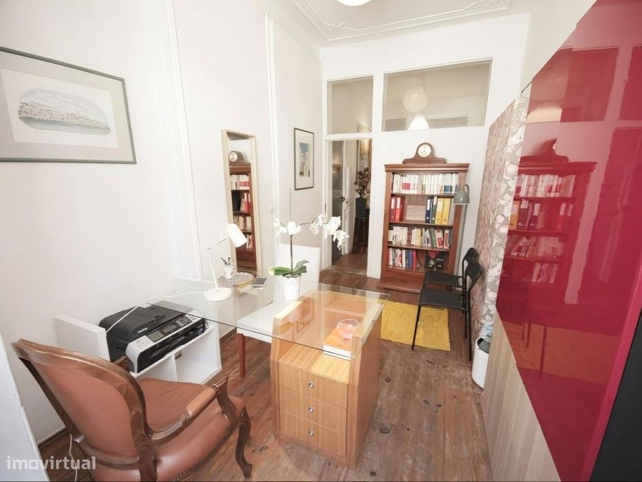 Apartamento T3 na Baixa Pombalina