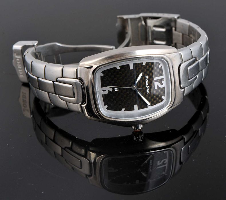 Fantástico Relógio Suíço Michel Jordi