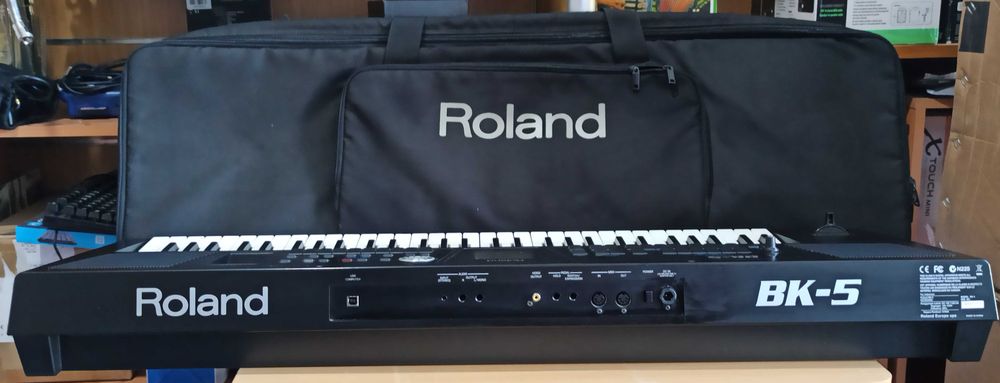 Roland BK5 em bom estado com saco
