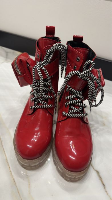 Czerwone botki sznurowane Karl Lagerfeld