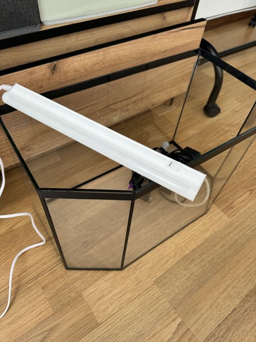 Продаю акваріум в хорошому стані