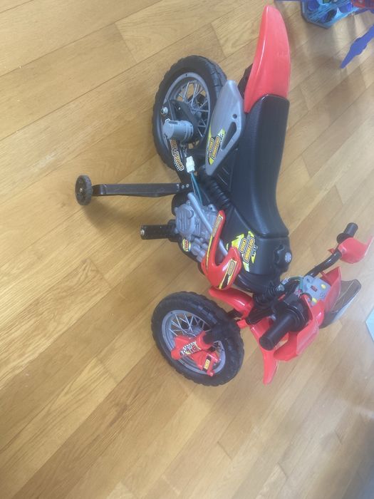 Mota eletrica 3-5anos
