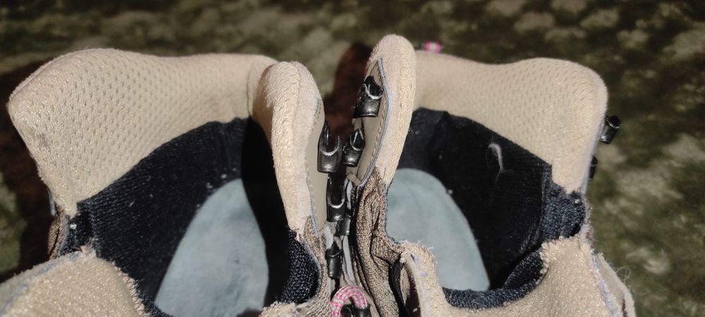 Черевики Quechua waterproof 40р.