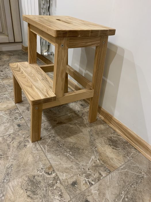 Лесніца,Лисенка,табуретка,стул-лестніца,