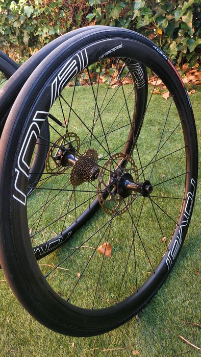 Rodas Carbono Roval CLX 32 Rápide Ceramic Speed.