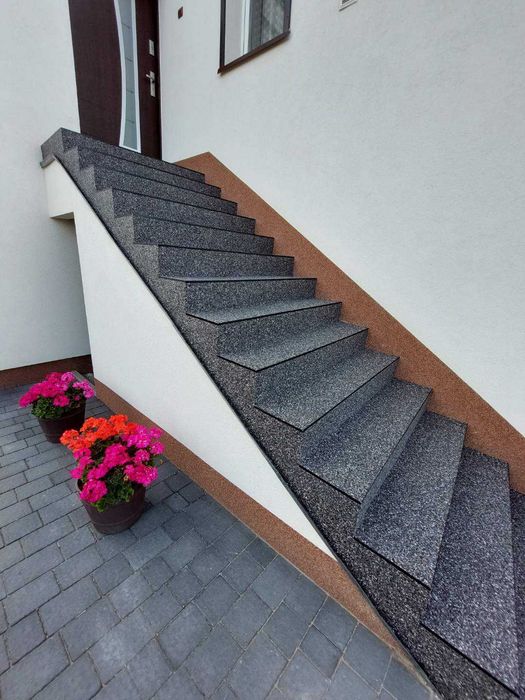 Kamienny dywan Tarasy schody balkony podjazdy