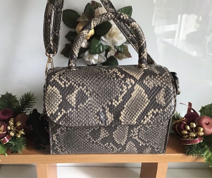 Modna Torebka Damska na ramię z rączką i słonikiem Sinsay Crossbody - 50%