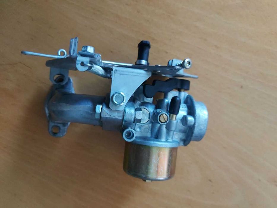 AS-Motor nowy gaźnik do silnika dwusuwowego kosiarki