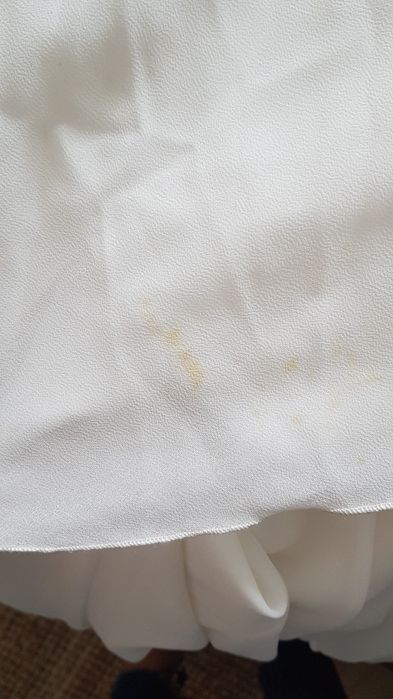 suknia ślubna z odkrytymi plecami