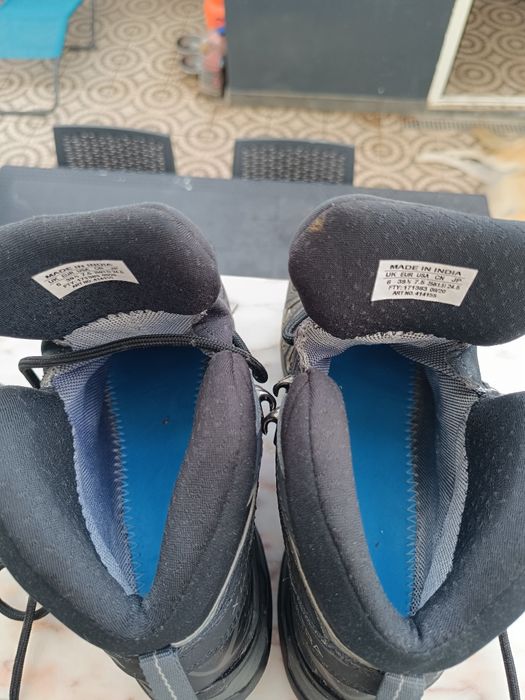 Botas Salomon caminhada mulher