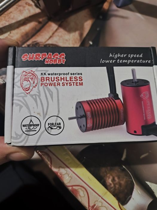Продам мотор для карпового кораблика
