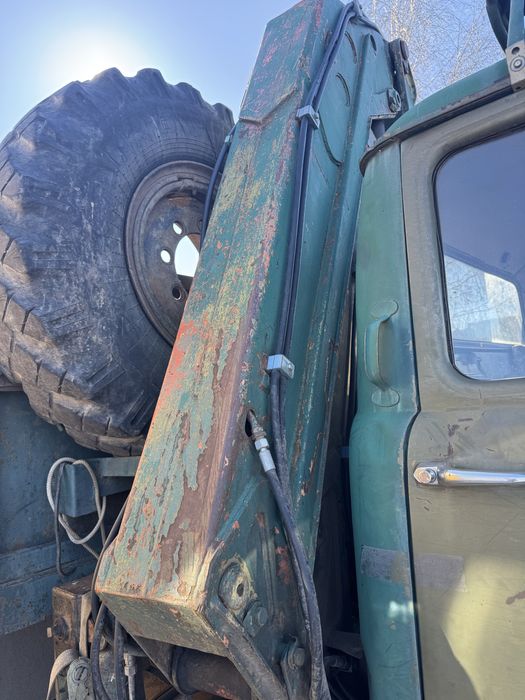 ЗИЛ 131 самосвал, с манипулятором и захватом. Манипулятор…..