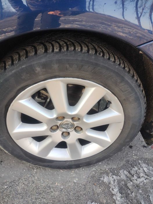 Toyota Avensis Kombi t25 1.8 +LPG