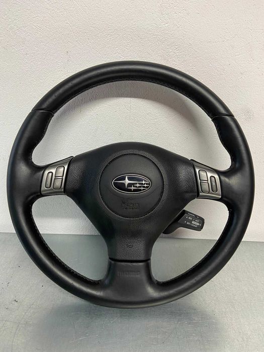 Kierownica Subaru Forester II SG SKÓRA MULTI MOMO