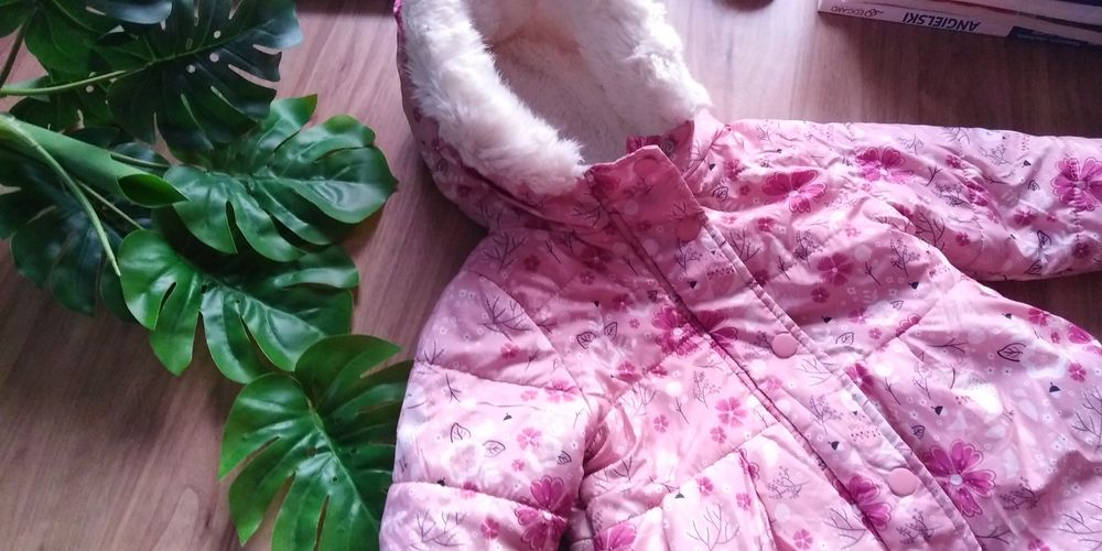 Zimowa, piękna,ciepła kurtka-kurteczka-płaszczyk dla dziecka r.80