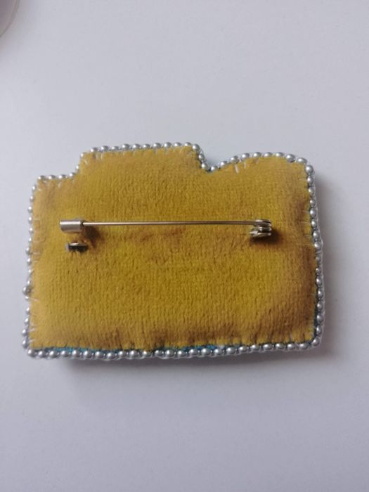 Брошки ручної роботи