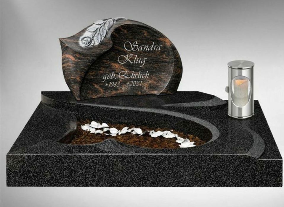 Nagrobek urnowy ,pomnik serce granitowe