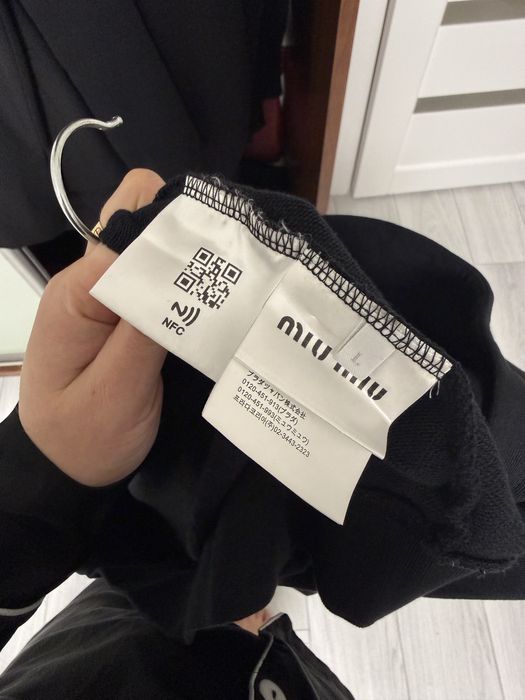 Худи miu miu чорне