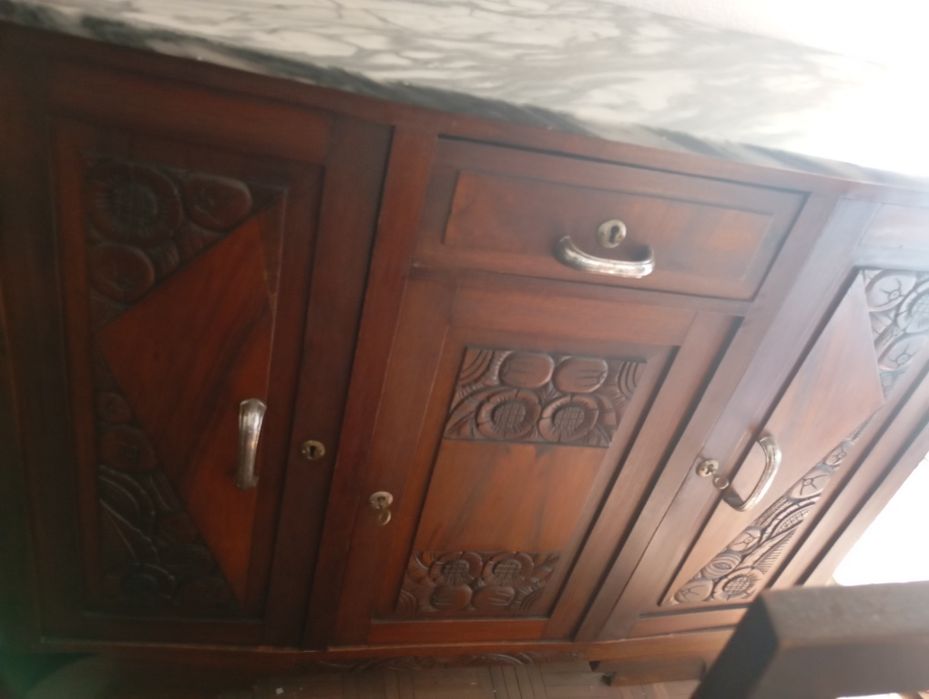 Móveis antigos de sala