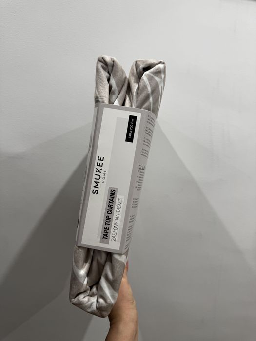 Zasłony na taśmie 140x250 cm nowe